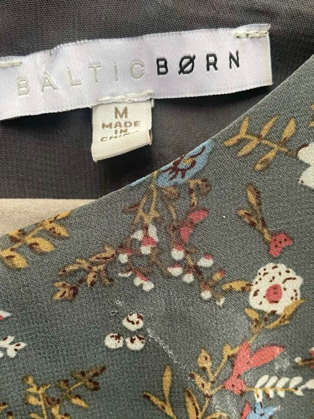 Baltic Born Belfast Pleated Floral Midi Dress Size M - Picture 7 of 9